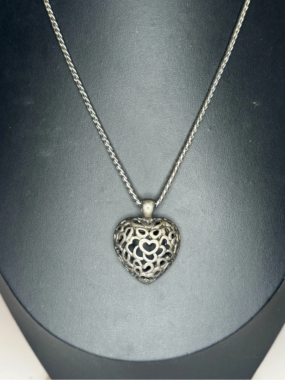 Park Lane Open Heart Pendant Necklace Silver Tone Rope Chain 18” Adjustable
